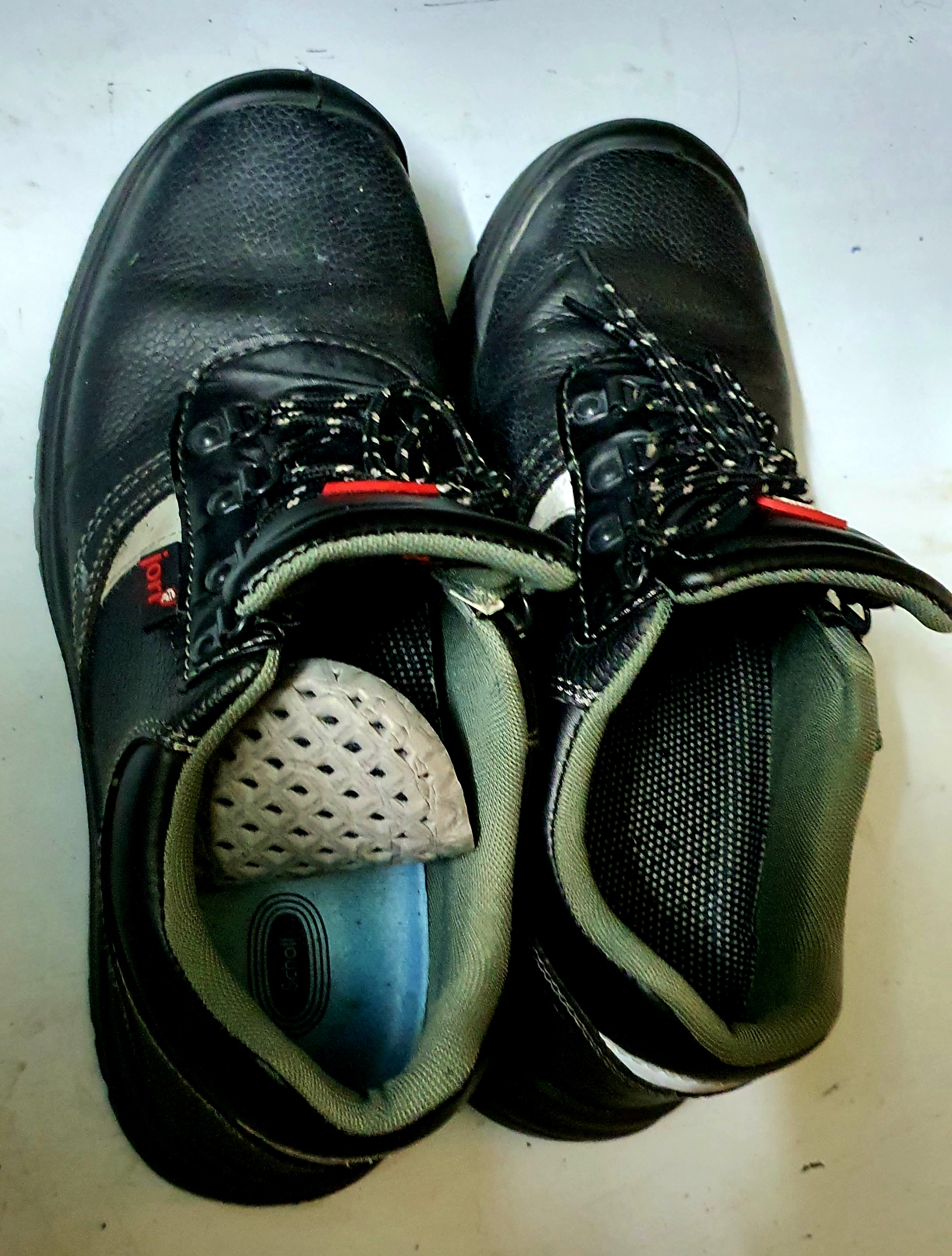 Solide Schuhe